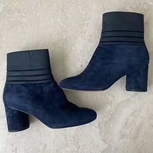 Karl Lagerfeld Paris Frieda Navy Booties Suede Leather Sz 8 Zip Side No Box Cute